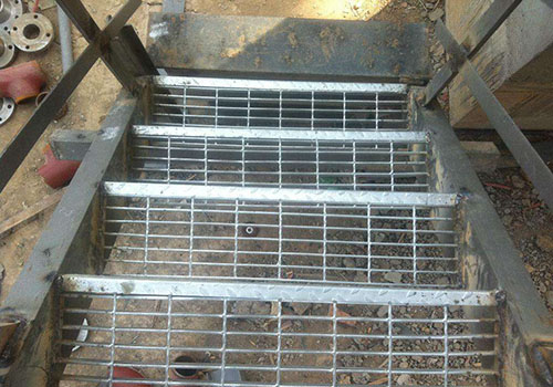 钢梯踏步板图片4